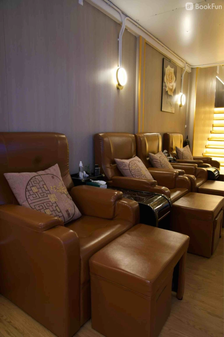 香港島 按摩 | 健寧坊 - 專業服務 | BookFun