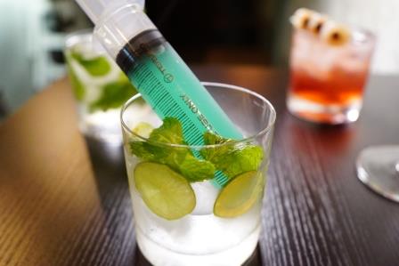 Present Cafe and Bar - Professional  Shop in 九龍 | BookFun