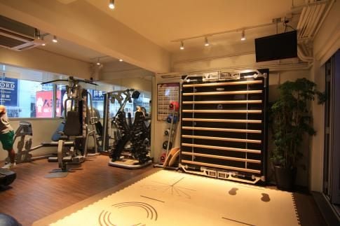 V2 Sports Training Studio