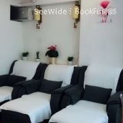 Royal Massage