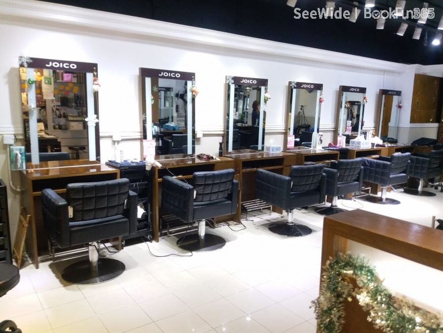 Salon CW