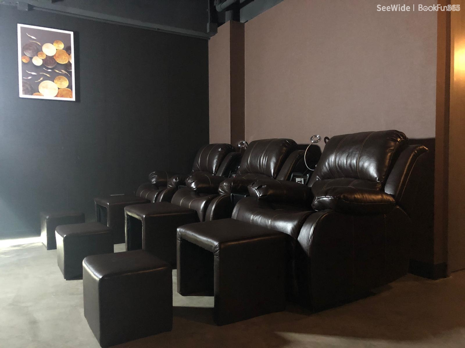 足殿 - Professional  Shop in 香港島 | BookFun