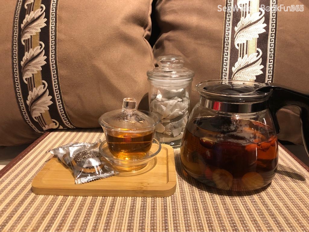 足殿 - Professional  Shop in 香港島 | BookFun