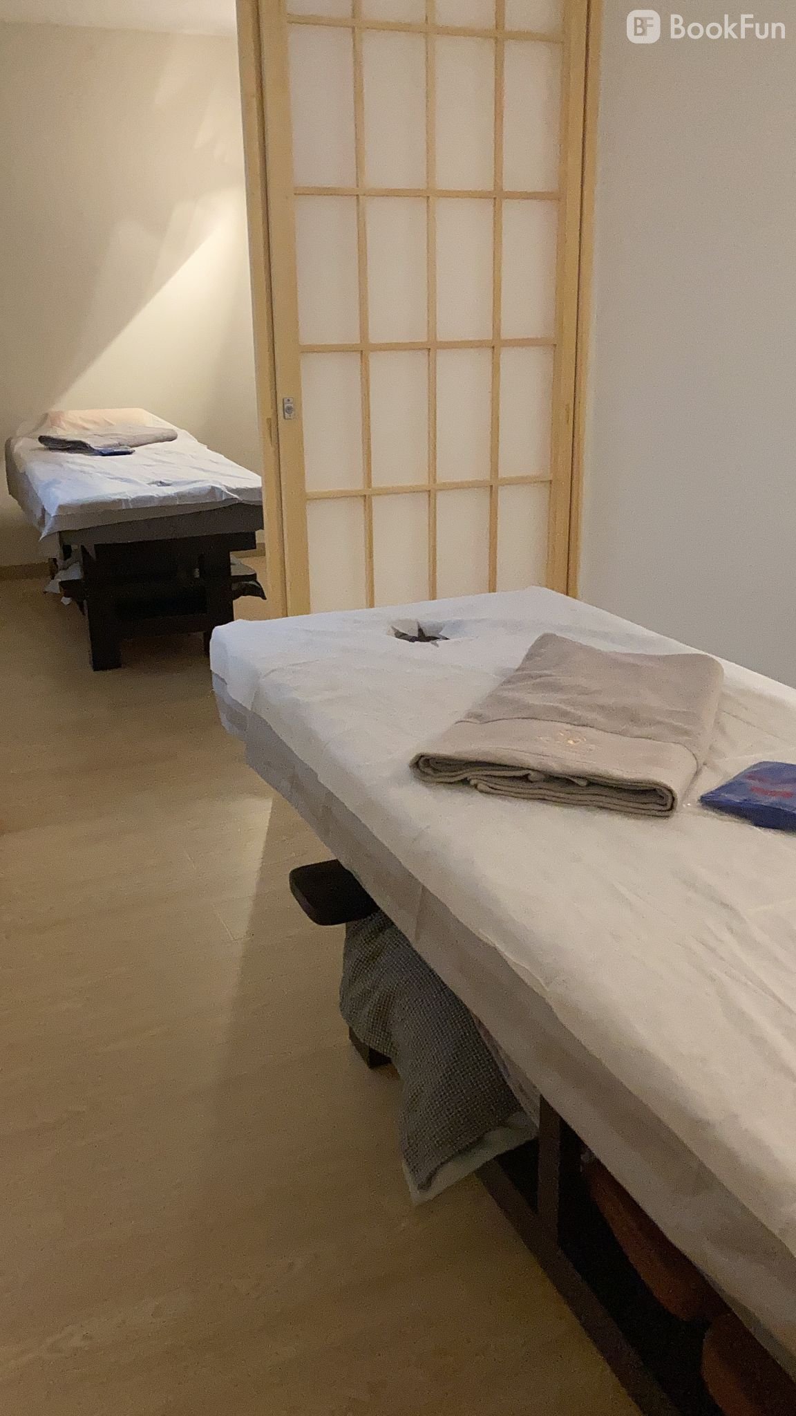 LA LUNE MOOD MASSAGE (Cheung Sha Wan)