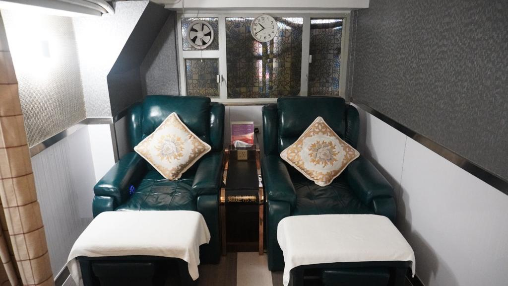 知足常樂足部按摩專門店 (佐敦店 2) - Professional 按摩 Shop in 九龍 | BookFun