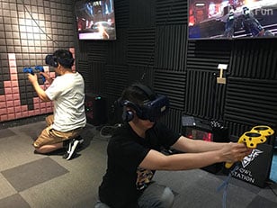 V-Owl Station VR Party