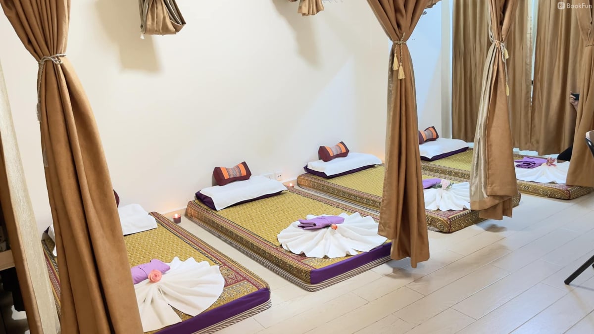 Chareeya Thai Massage