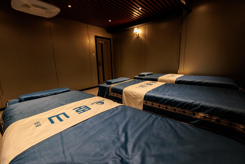 臣山專業足浴推拿 - Professional 按摩 Shop in 香港島 | BookFun