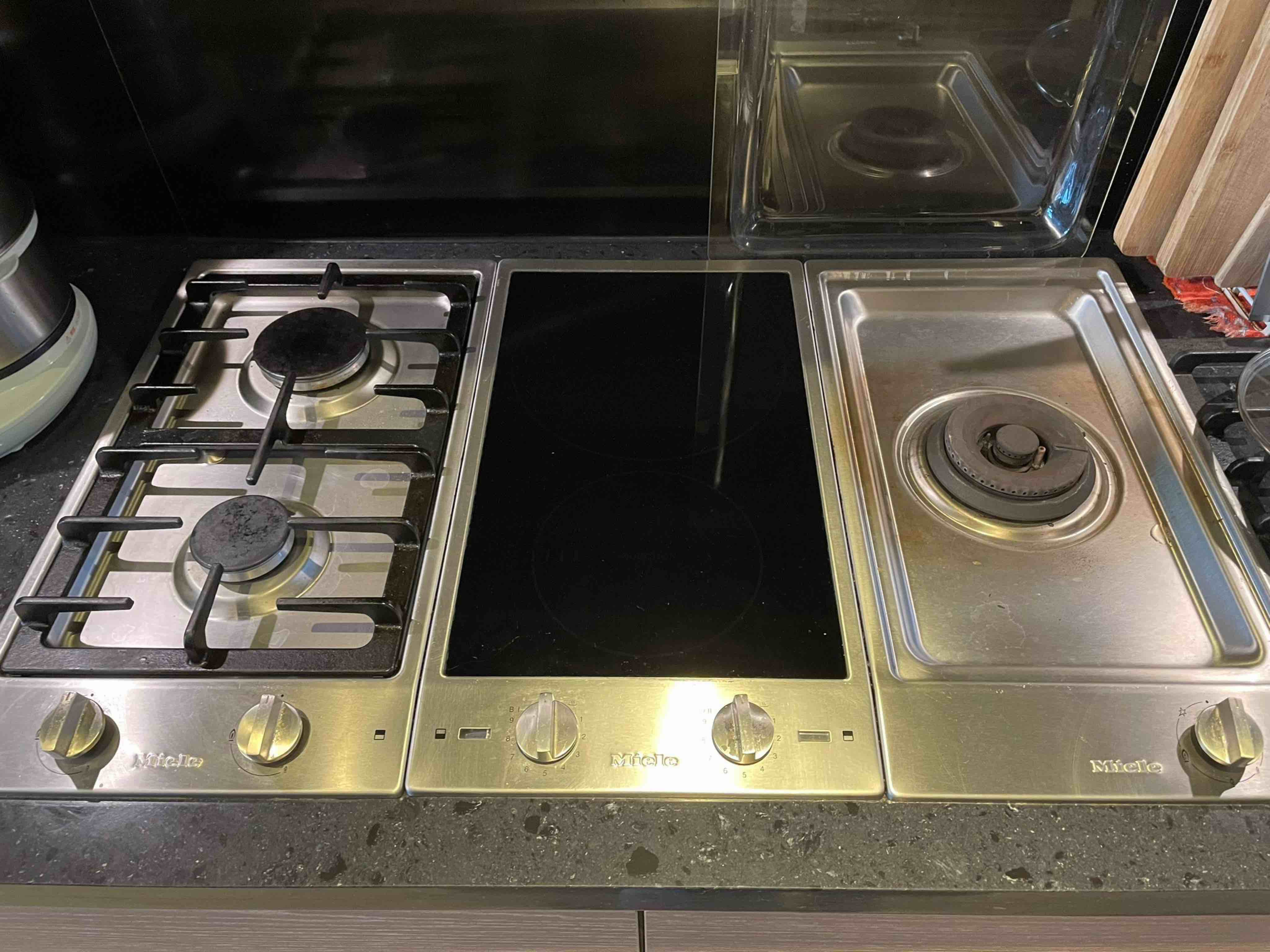 香港島 維修 | 駿弘電器維修 - 專業服務 | BookFun